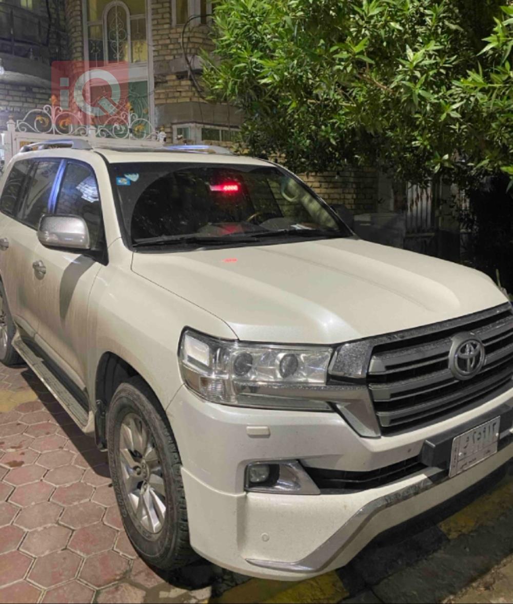 تويوتا لاندكروزر